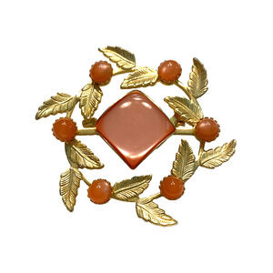 Vintage Mid Century Brooch Gold & Peach Moonglow Beads Floral Vines Wreath Pin